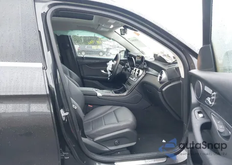 2021 Mercedes-Benz Glc 300 4Matic Suv z USA, uszkodzony, nr VIN W1N0G8EB7MV278982